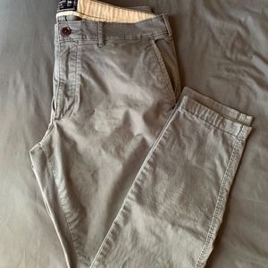 Abercrombie and Fitch Felix Super Skinny Chino